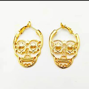 Retro Skull Earrings Creative Alloy Left And Right Symmetrical.